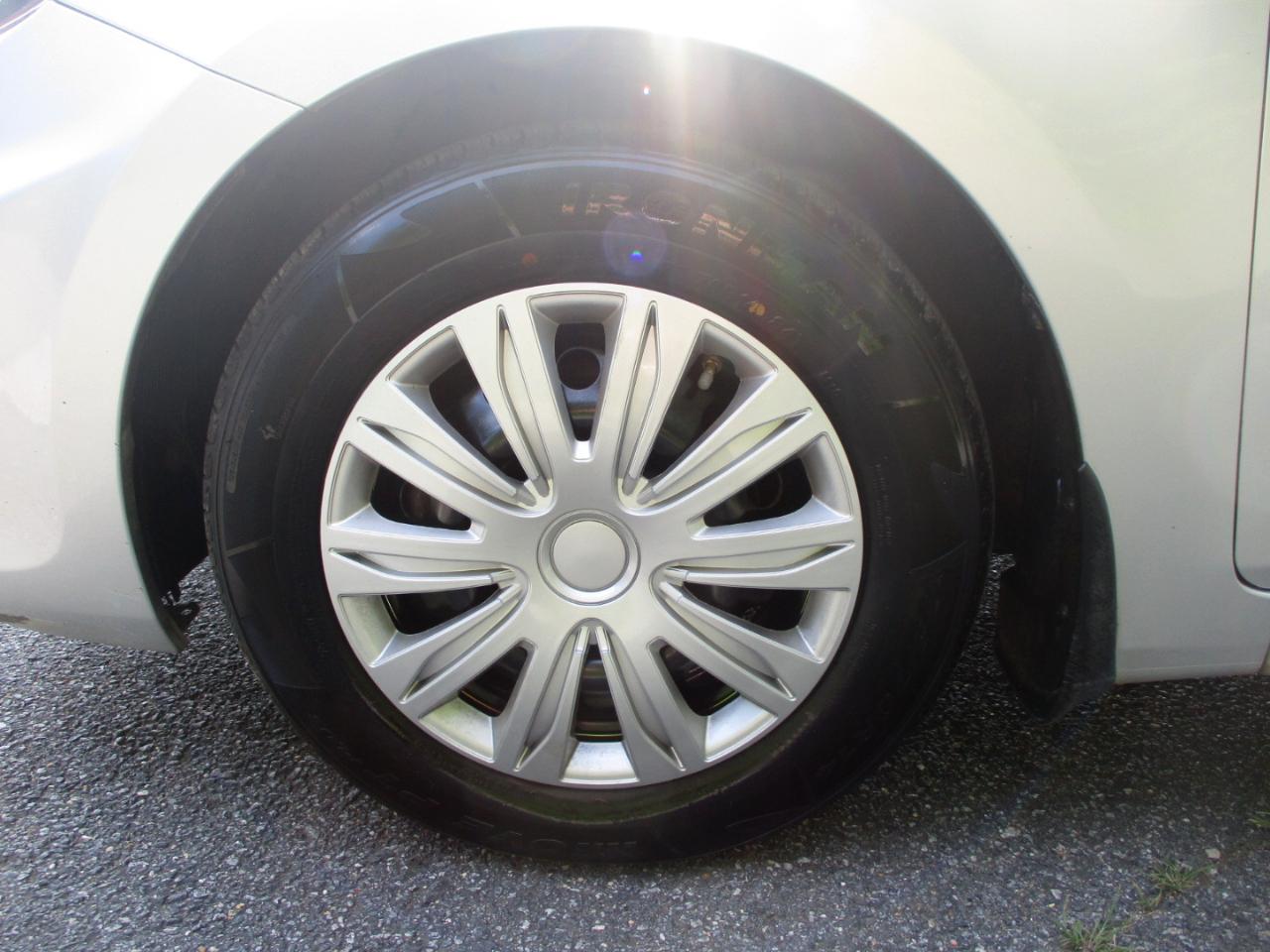 Hyundai Accent GS 5-Door 2013