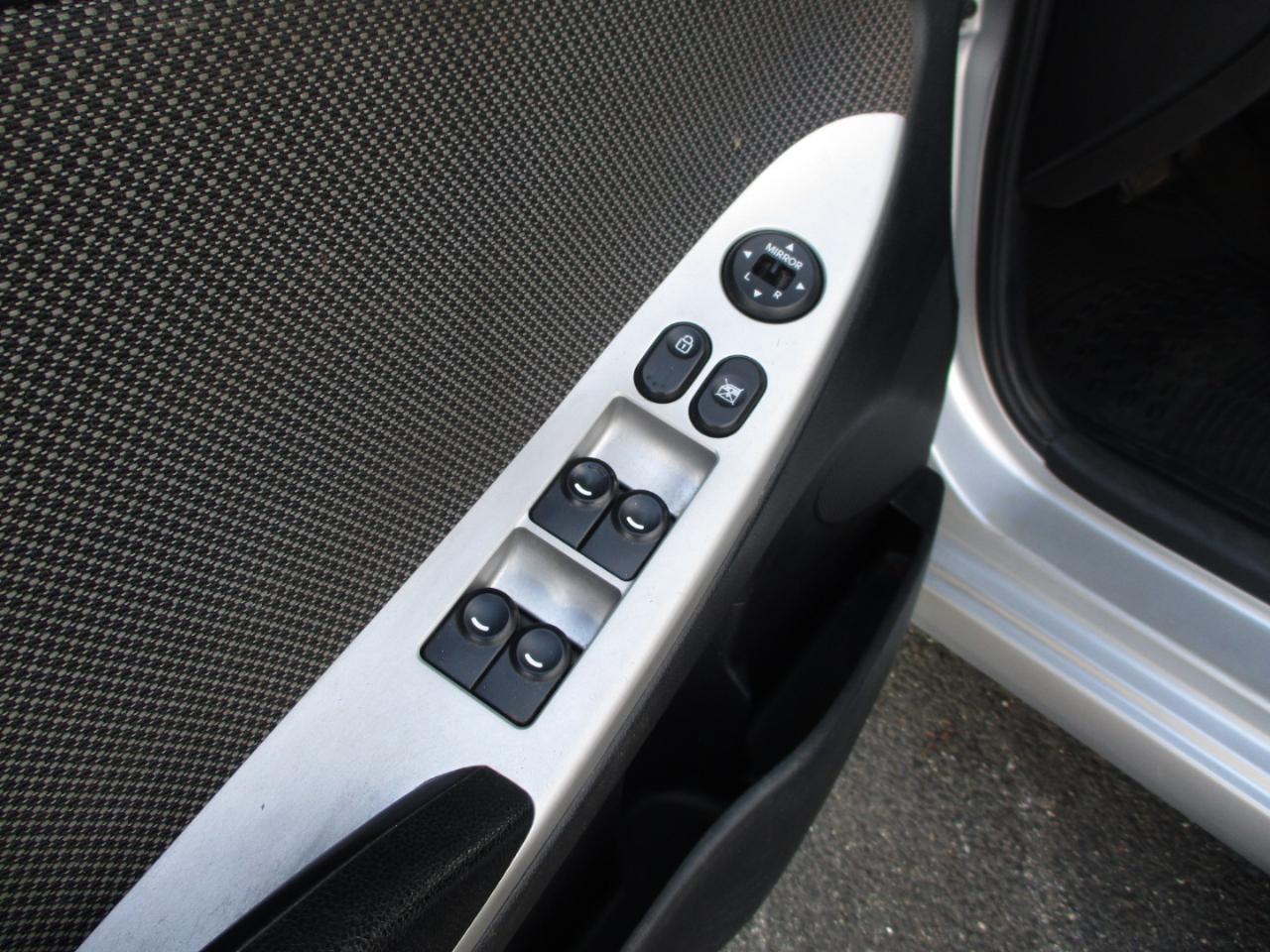 Hyundai Accent GS 5-Door 2013
