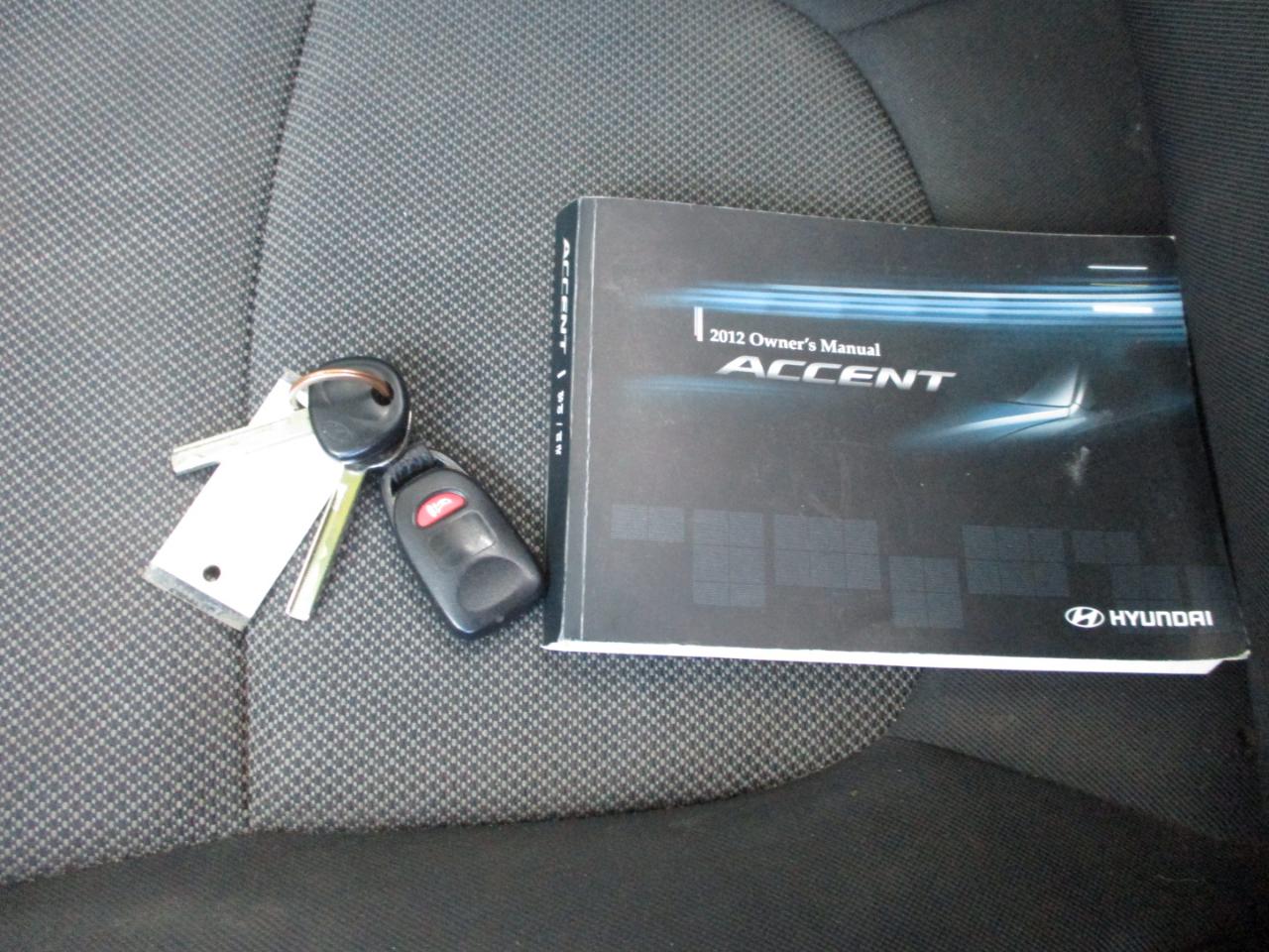 Hyundai Accent GS 5-Door 2013