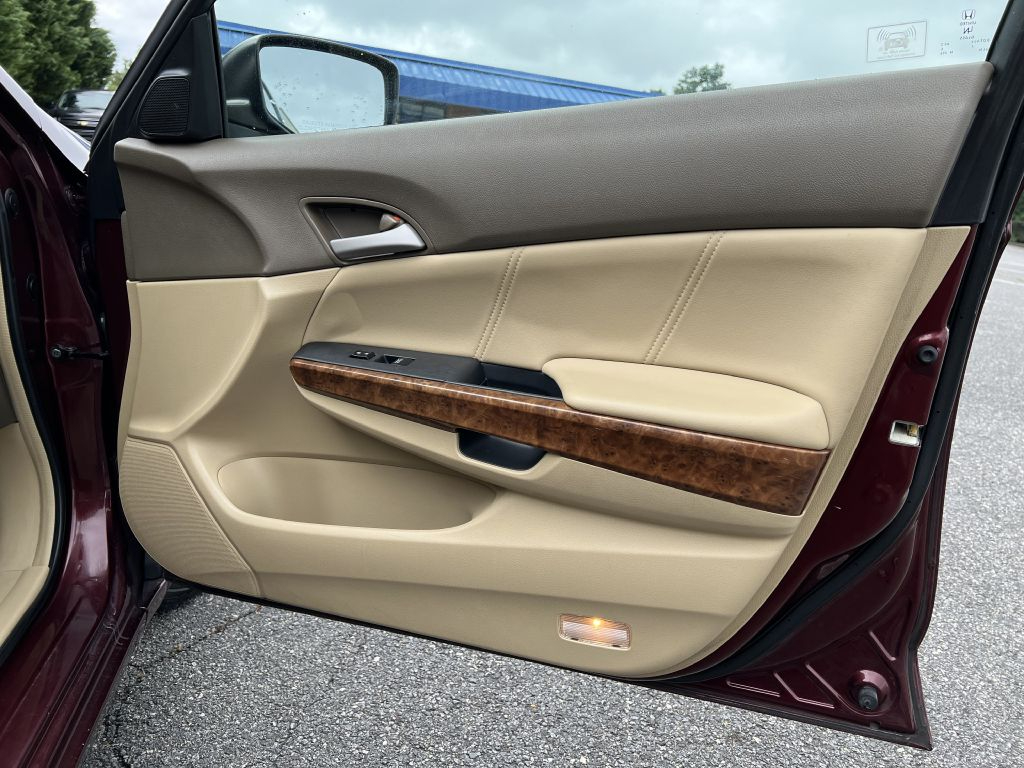 Honda Accord EX-L V-6 Sedan AT 2009