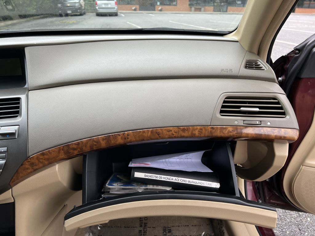 Honda Accord EX-L V-6 Sedan AT 2009