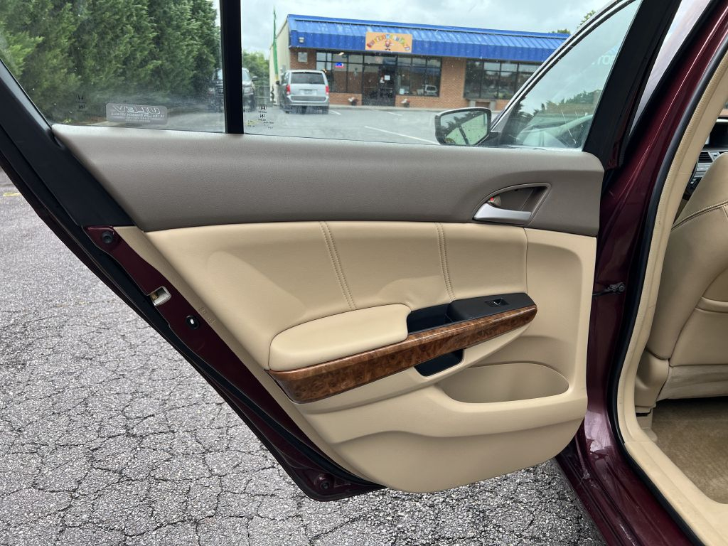 Honda Accord EX-L V-6 Sedan AT 2009