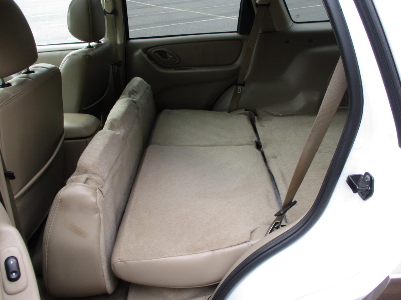 Mazda Tribute ES 4WD 2003