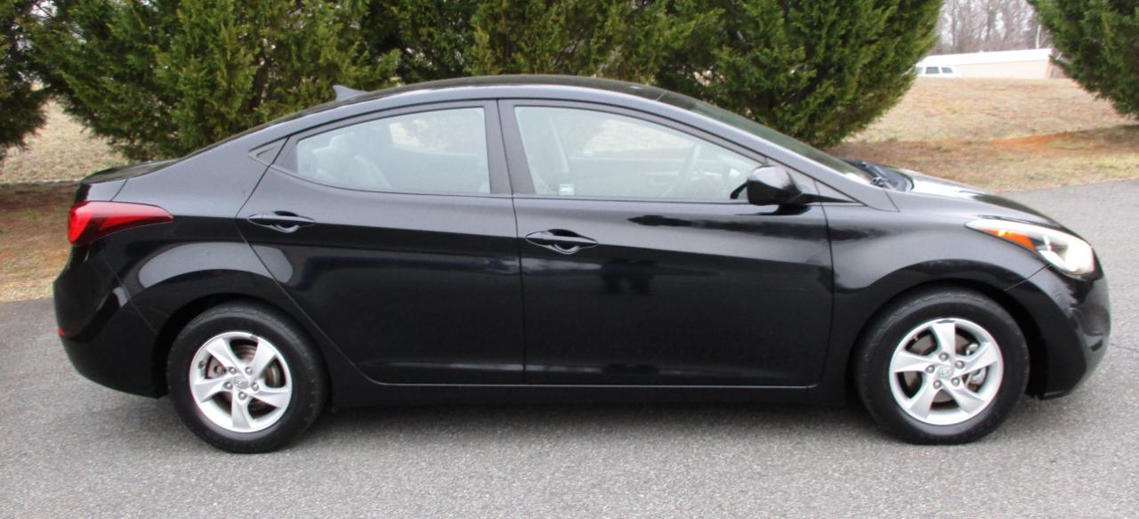 Hyundai Elantra SE 2014