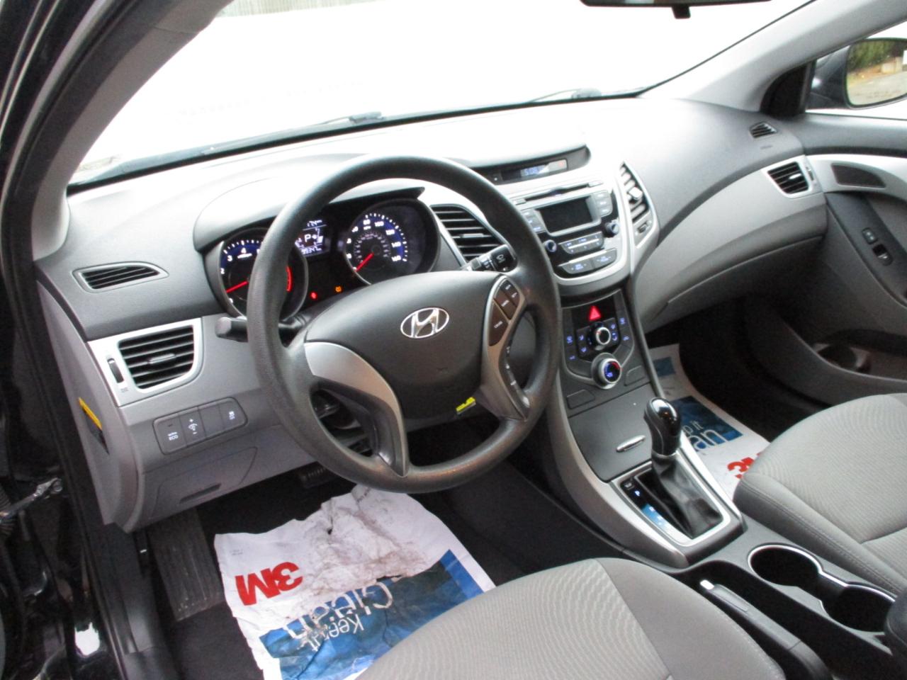 Hyundai Elantra SE 2014