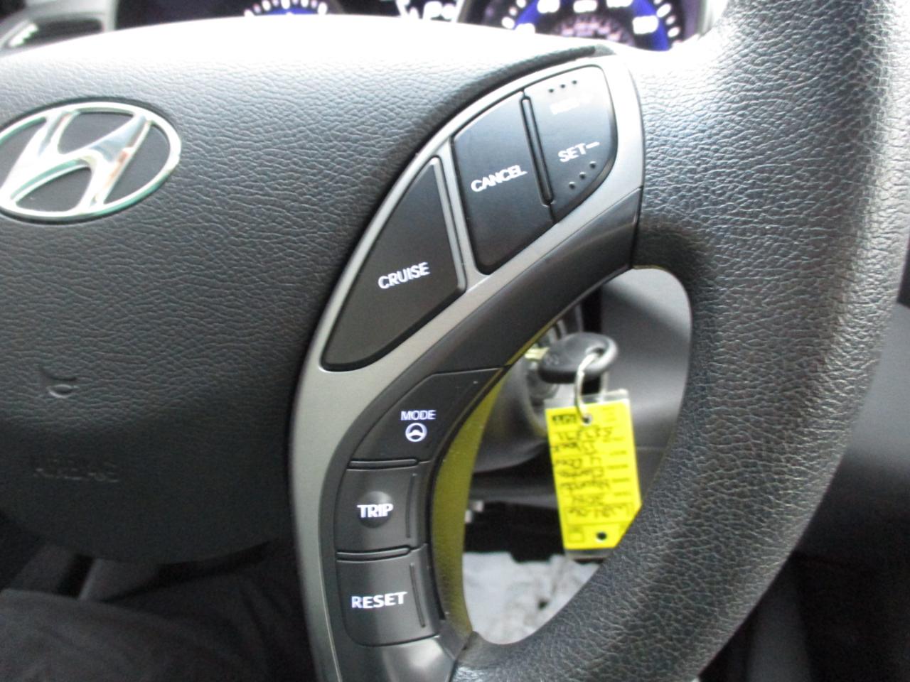 Hyundai Elantra SE 2014