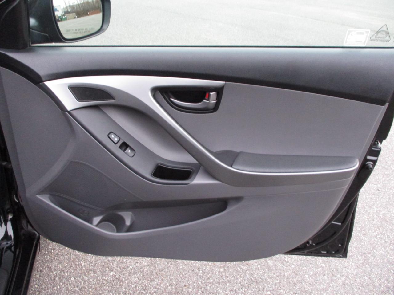 Hyundai Elantra SE 2014