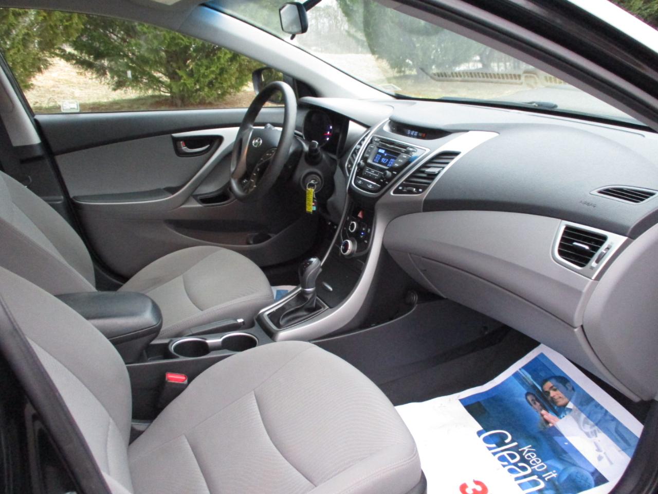Hyundai Elantra SE 2014