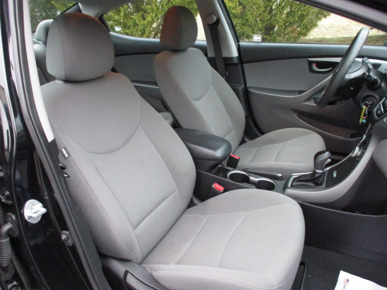 Hyundai Elantra SE 2014