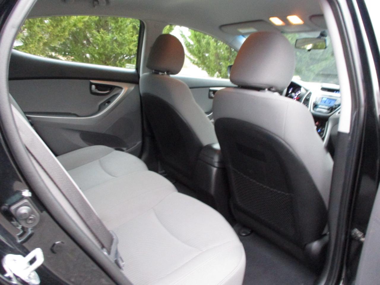 Hyundai Elantra SE 2014