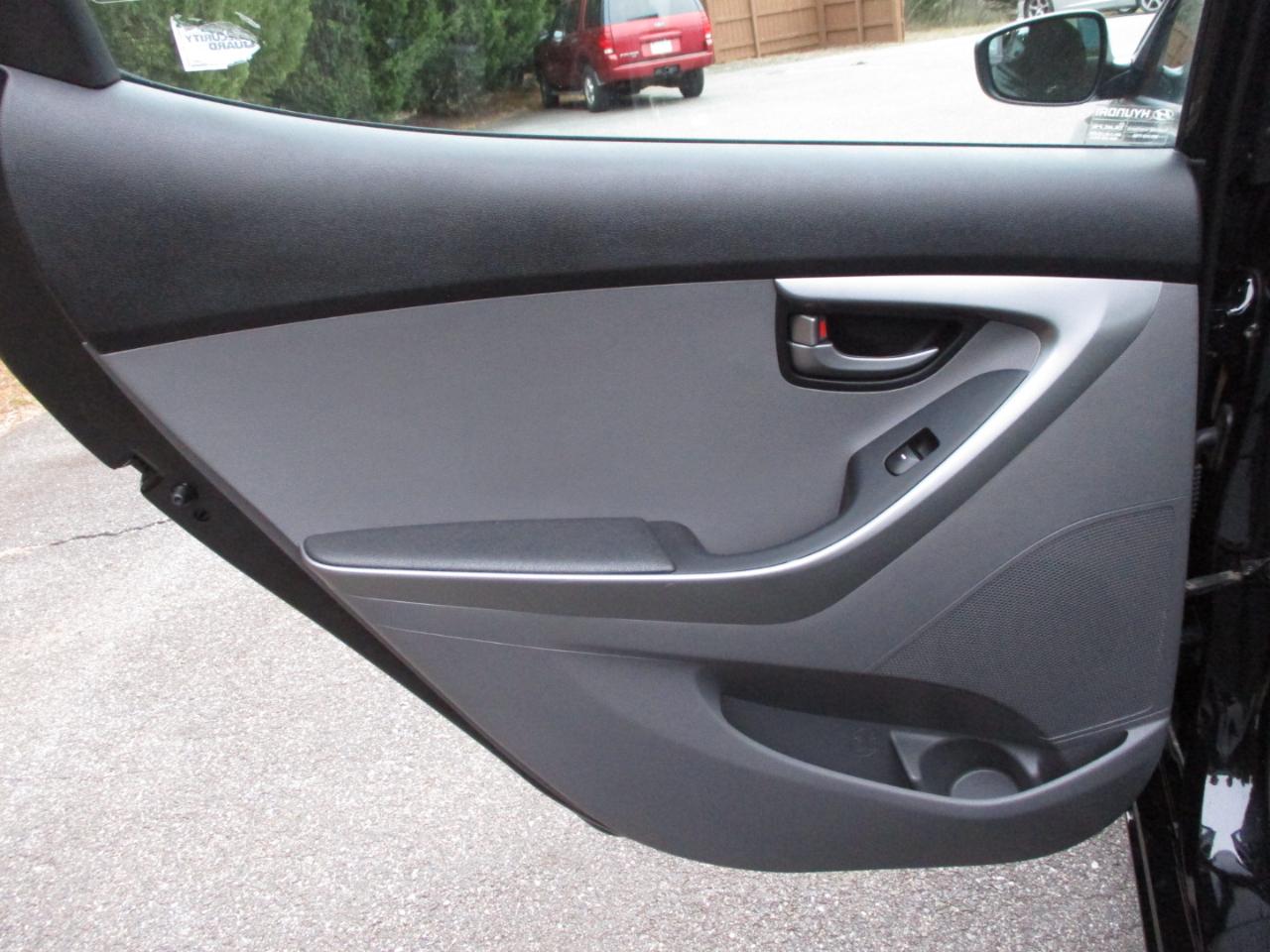 Hyundai Elantra SE 2014