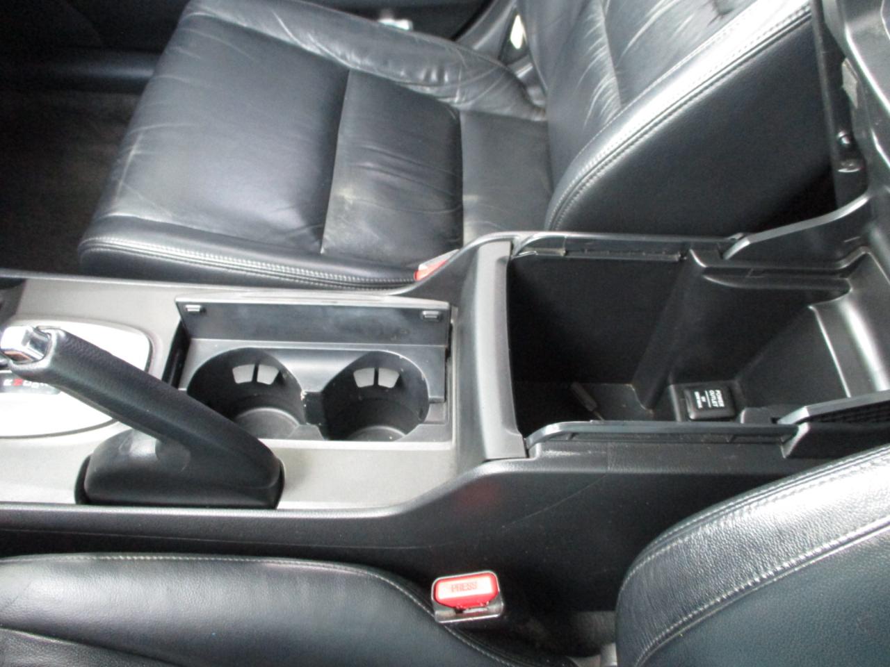 Honda Accord SE Sedan AT 2012