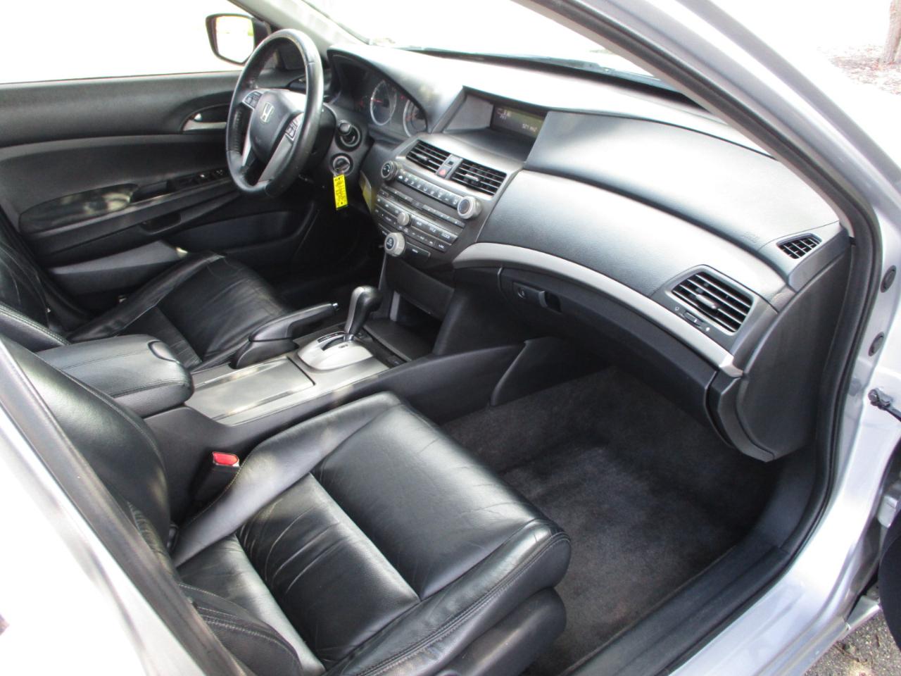 Honda Accord SE Sedan AT 2012