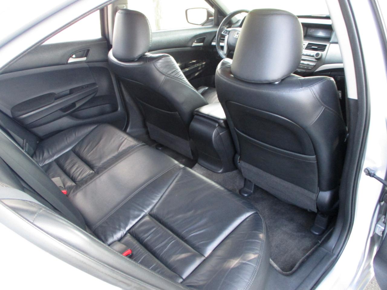 Honda Accord SE Sedan AT 2012