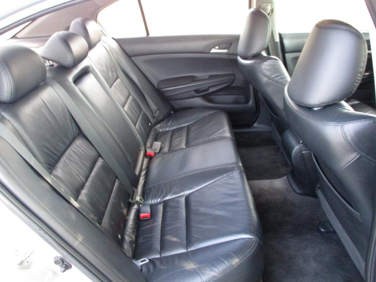 Honda Accord SE Sedan AT 2012