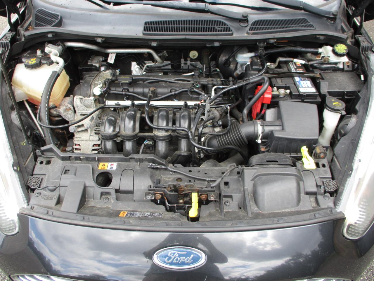 Ford Fiesta SE Sedan 2014