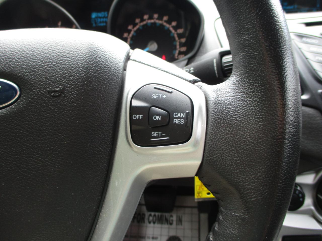 Ford Fiesta SE Sedan 2014