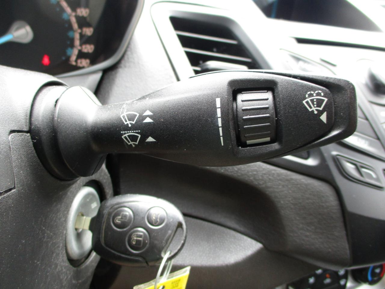 Ford Fiesta SE Sedan 2014