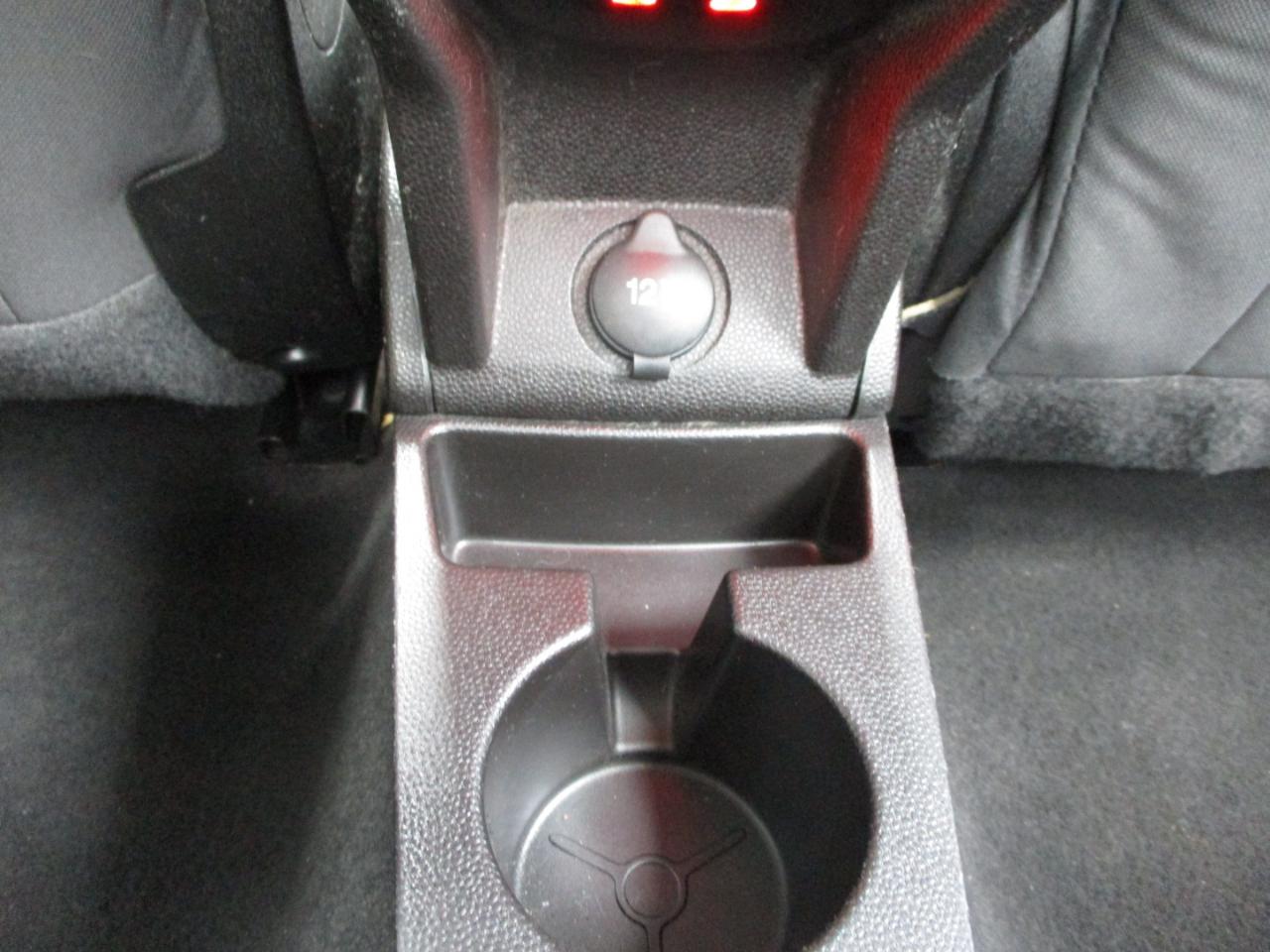 Ford Fiesta SE Sedan 2014