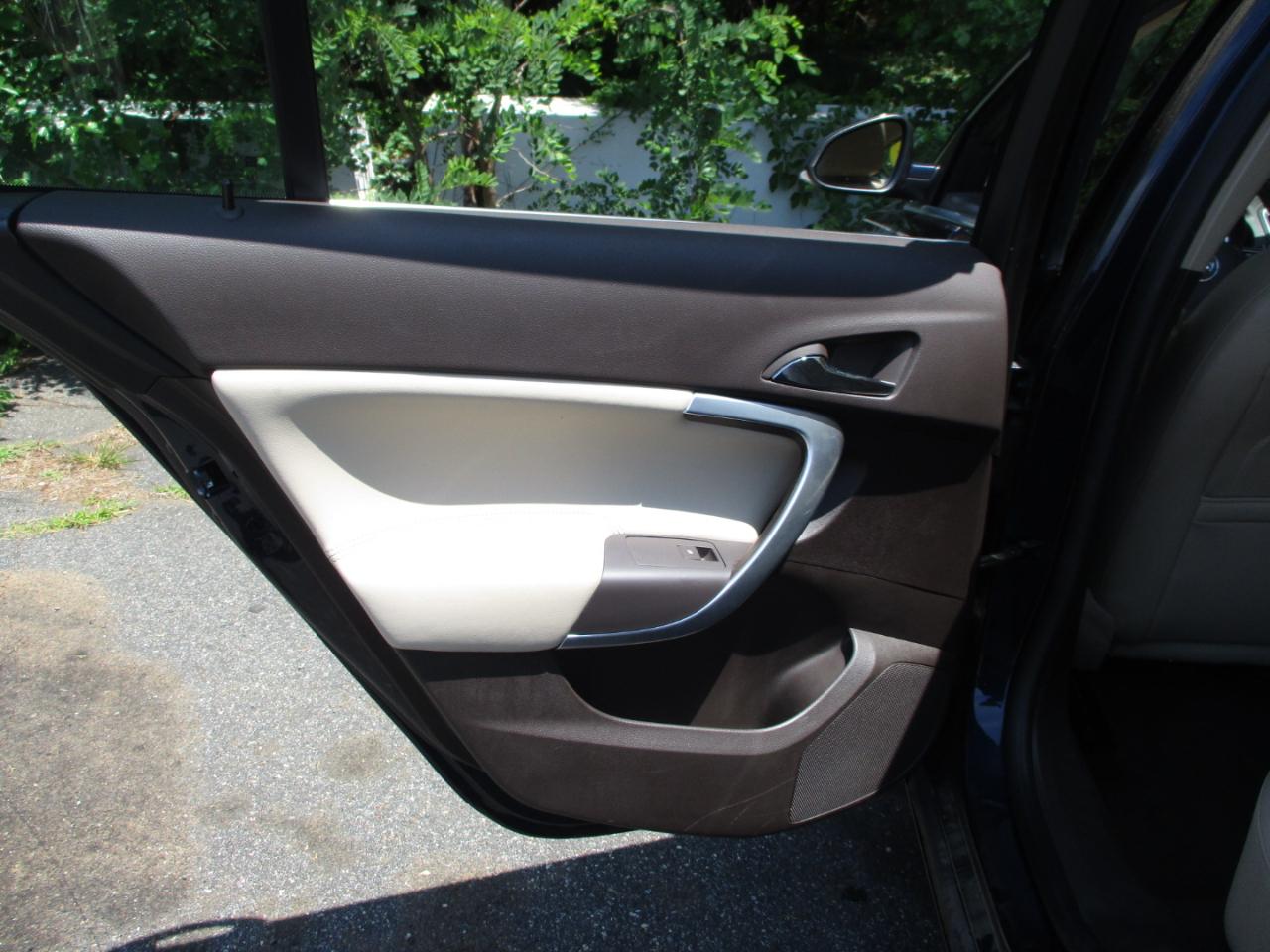 Buick Regal Turbo FWD 2016