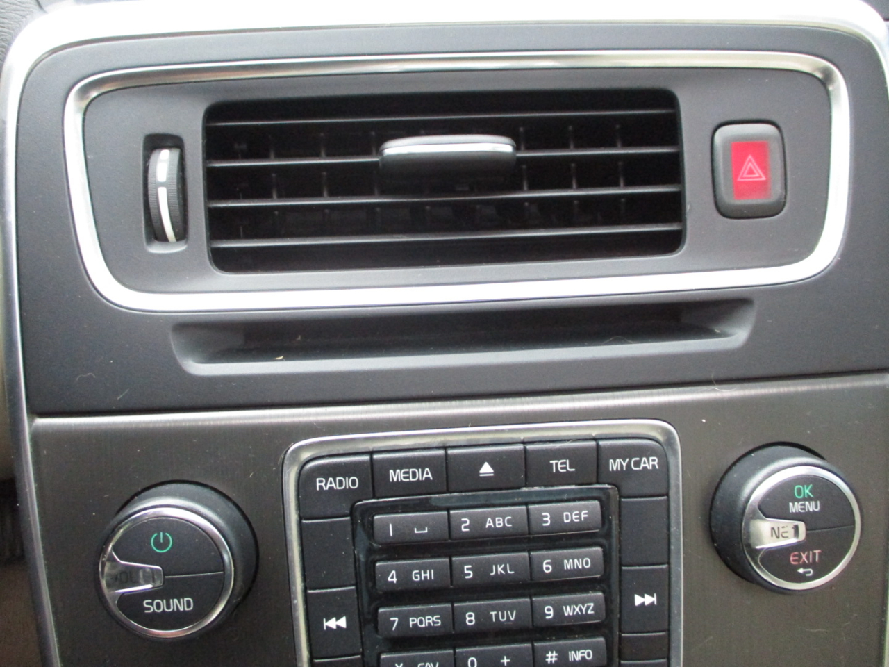 Volvo S60 T5 2012 Volvo S60 T5 2012