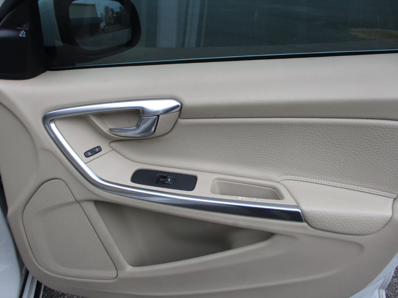 Volvo S60 T5 2012 Volvo S60 T5 2012