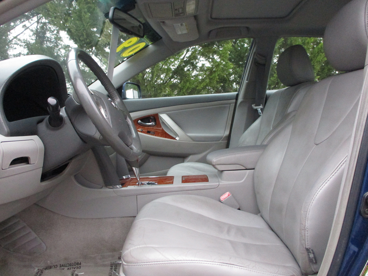 Toyota Camry LE V6 6-Spd AT 2009