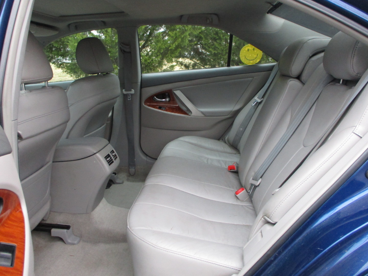 Toyota Camry LE V6 6-Spd AT 2009