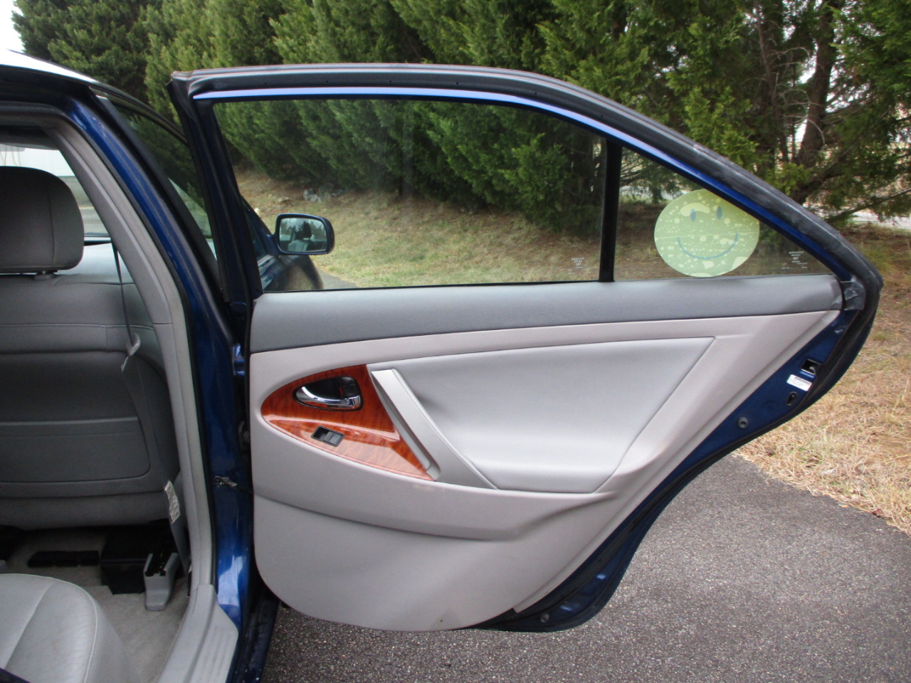 Toyota Camry LE V6 6-Spd AT 2009