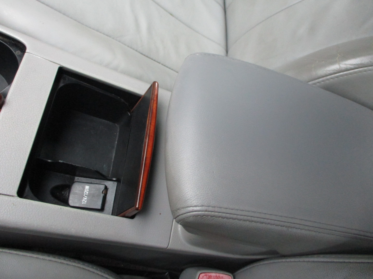 Toyota Camry LE V6 6-Spd AT 2009