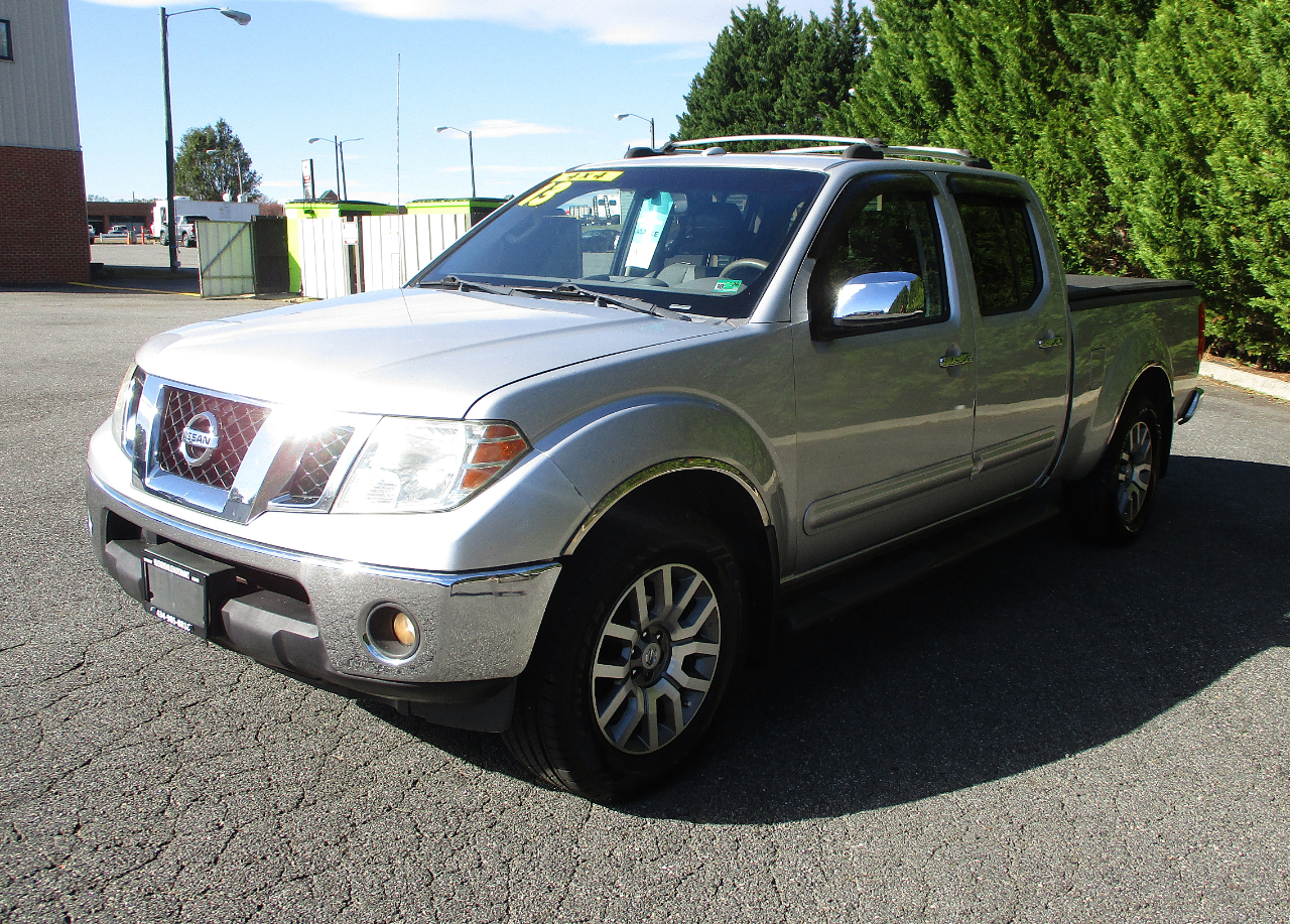 Nissan Frontier SL Crew Cab 4WD LWB 2013 Nissan Frontier SL Crew Cab 4WD LWB 2013