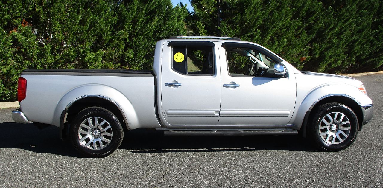 Nissan Frontier SL Crew Cab 4WD LWB 2013 Nissan Frontier SL Crew Cab 4WD LWB 2013