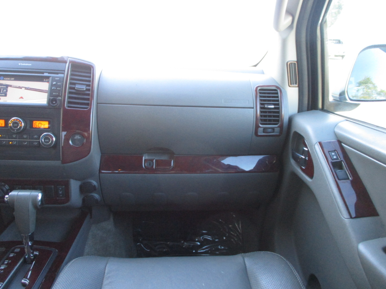 Nissan Frontier SL Crew Cab 4WD LWB 2013 Nissan Frontier SL Crew Cab 4WD LWB 2013