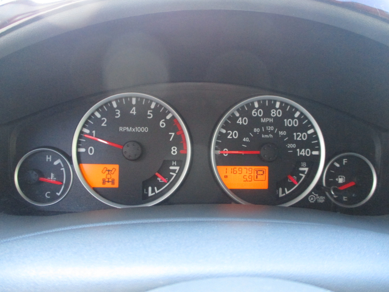 Nissan Frontier SL Crew Cab 4WD LWB 2013 Nissan Frontier SL Crew Cab 4WD LWB 2013