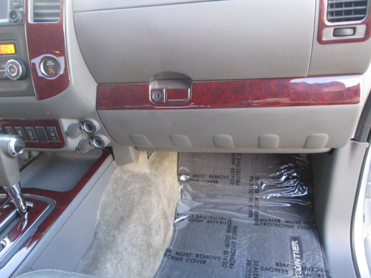 Nissan Frontier SL Crew Cab 4WD LWB 2013 Nissan Frontier SL Crew Cab 4WD LWB 2013