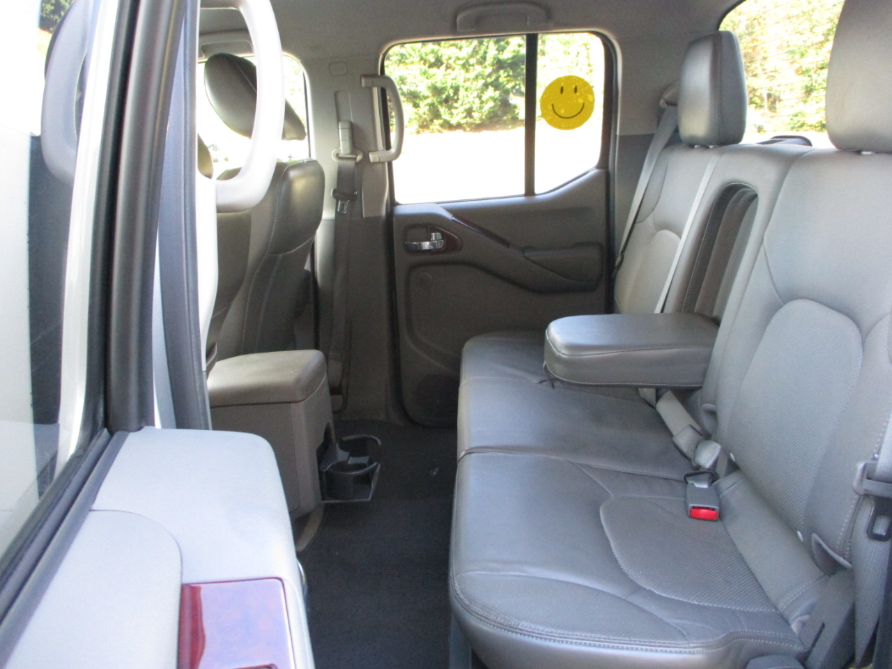 Nissan Frontier SL Crew Cab 4WD LWB 2013 Nissan Frontier SL Crew Cab 4WD LWB 2013