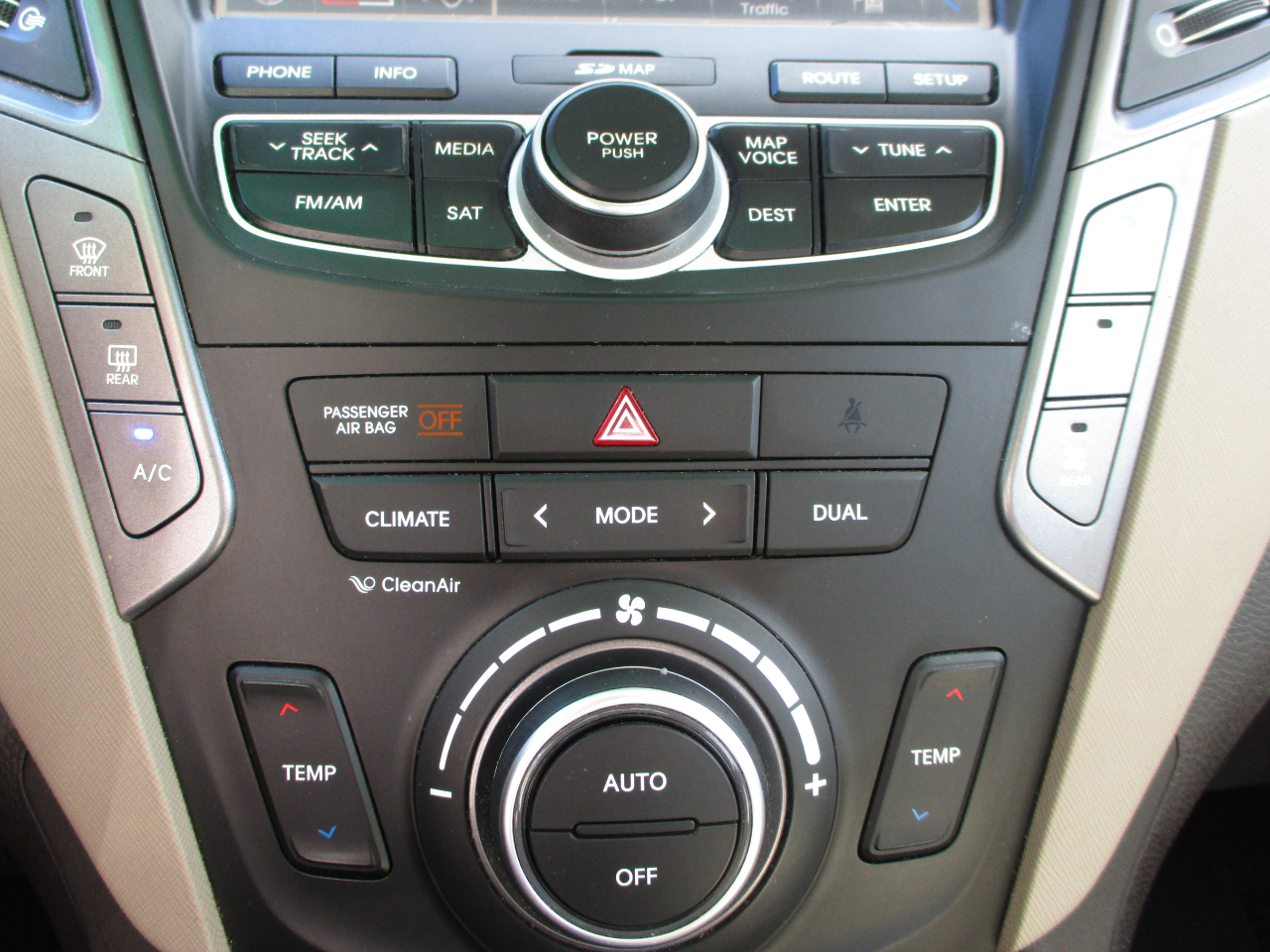 Hyundai Santa Fe GLS AWD 2013 Hyundai Santa Fe GLS AWD 2013