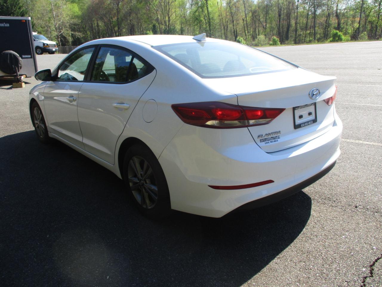 Hyundai Elantra SEL 2018
