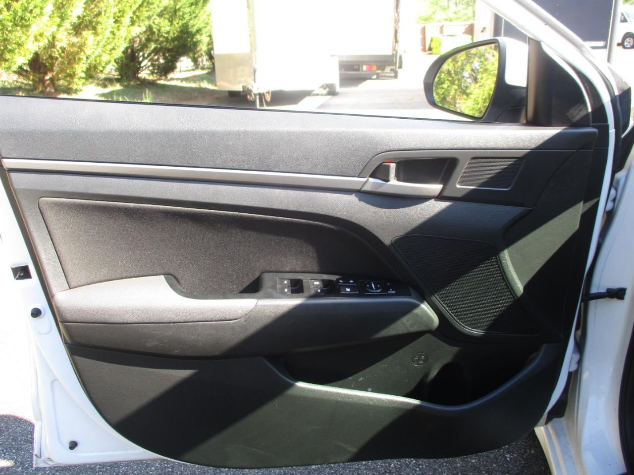 Hyundai Elantra SEL 2018