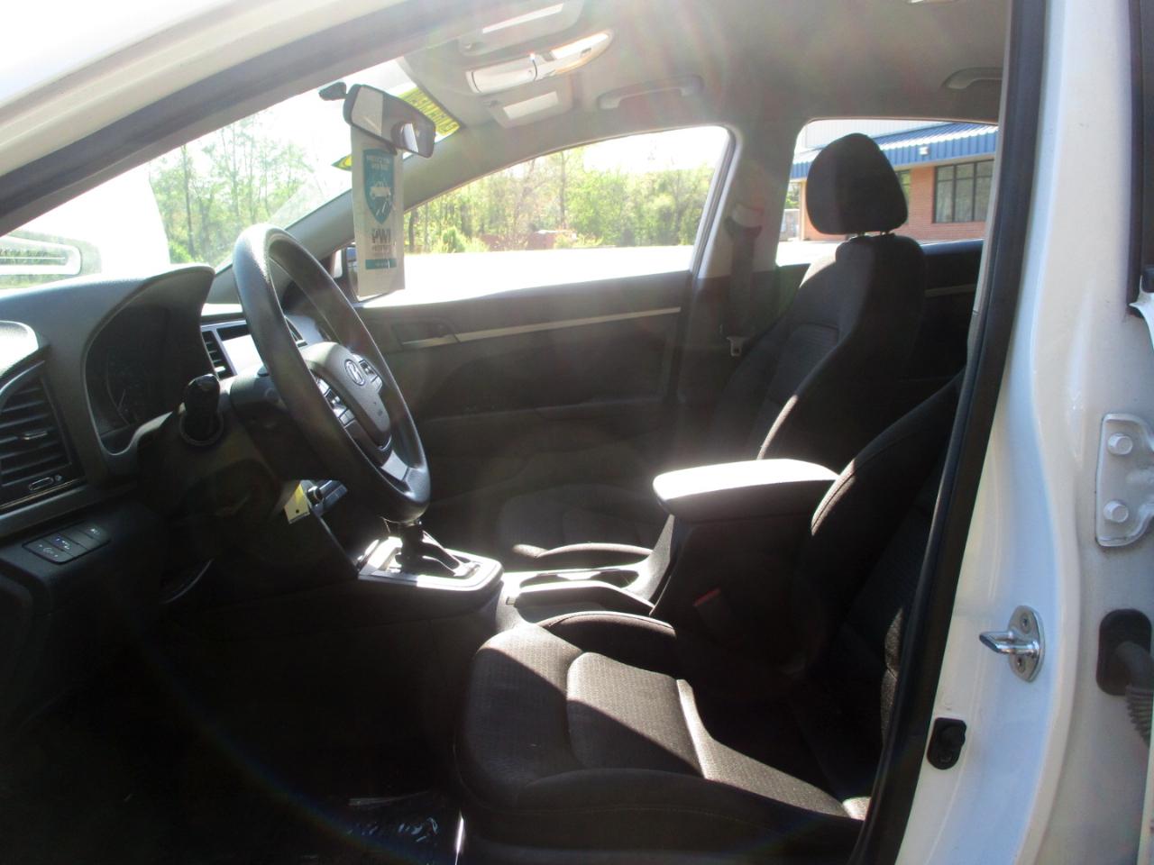 Hyundai Elantra SEL 2018