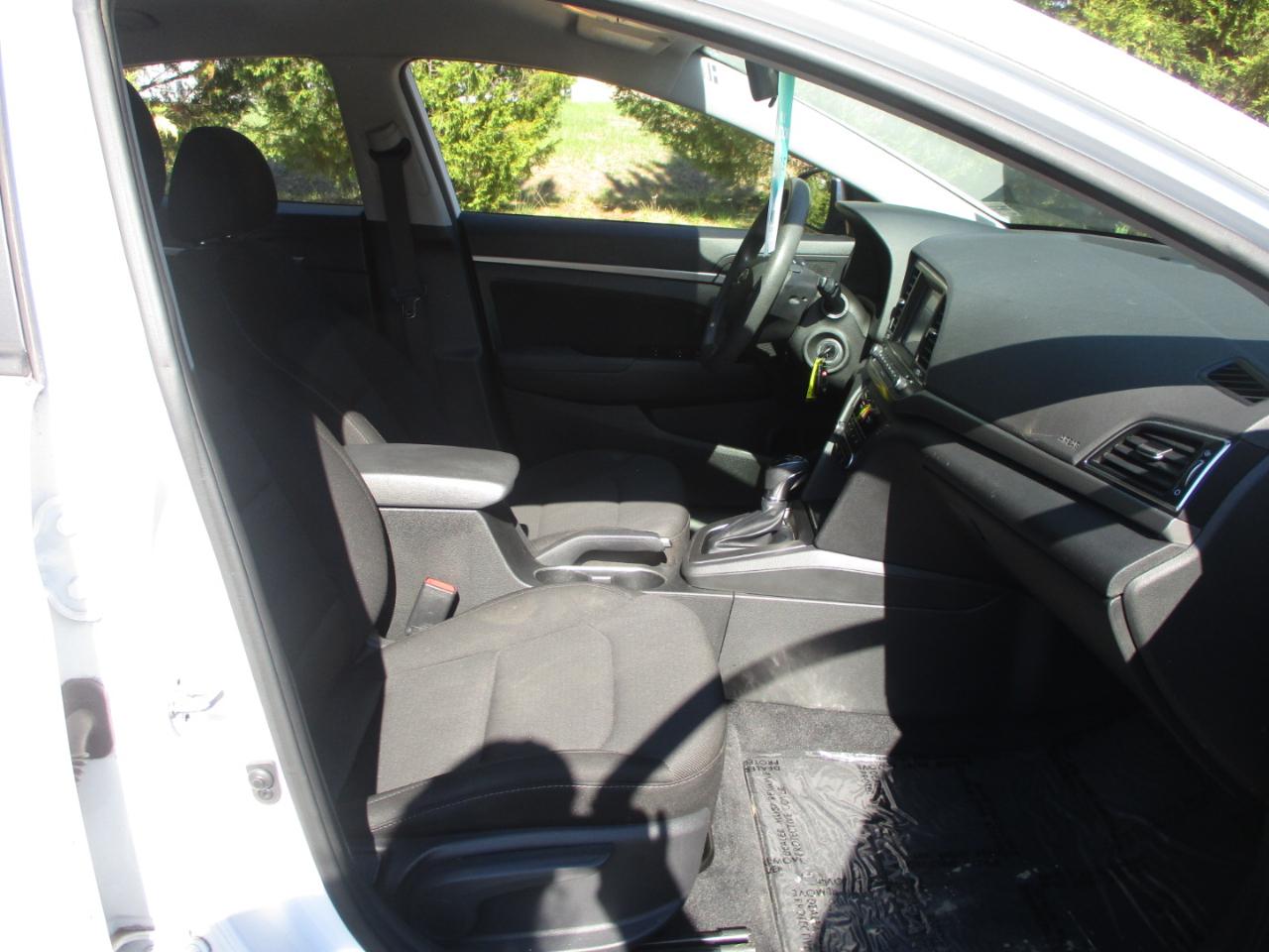 Hyundai Elantra SEL 2018