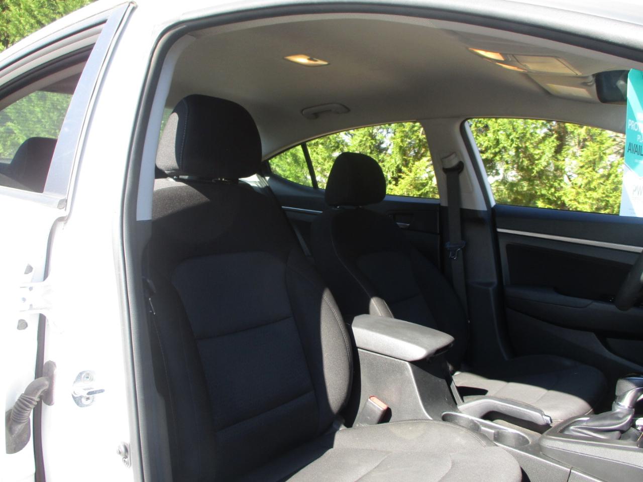 Hyundai Elantra SEL 2018