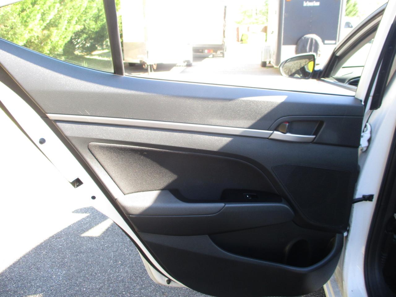 Hyundai Elantra SEL 2018