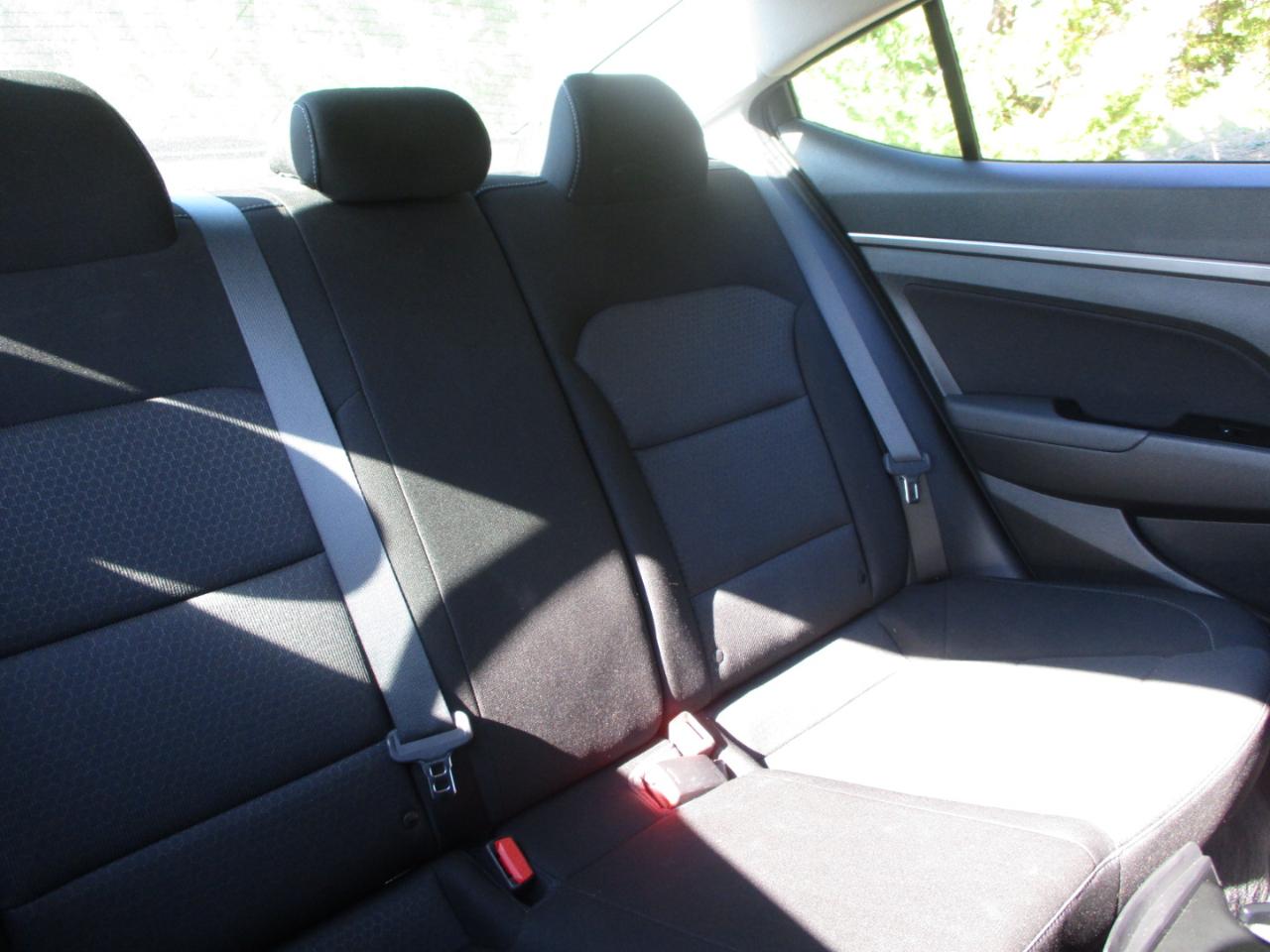 Hyundai Elantra SEL 2018