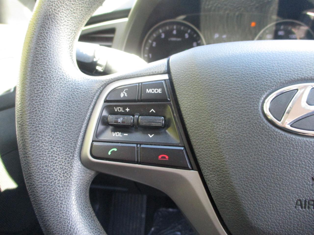 Hyundai Elantra SEL 2018