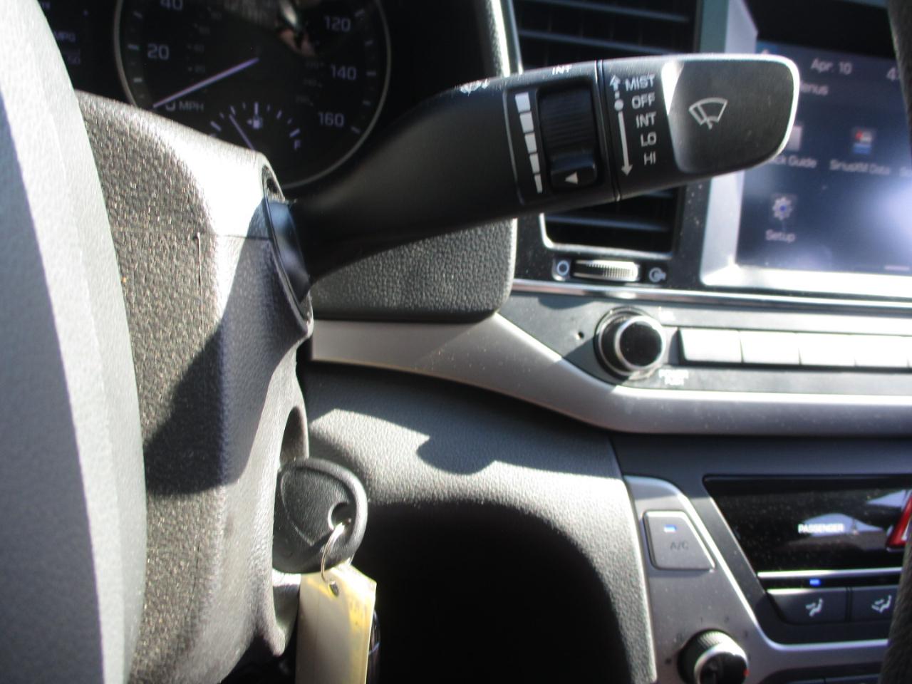 Hyundai Elantra SEL 2018