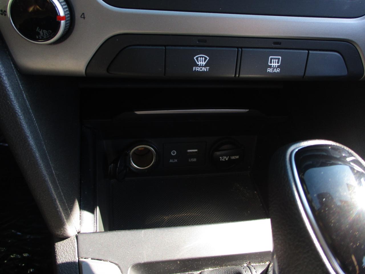 Hyundai Elantra SEL 2018