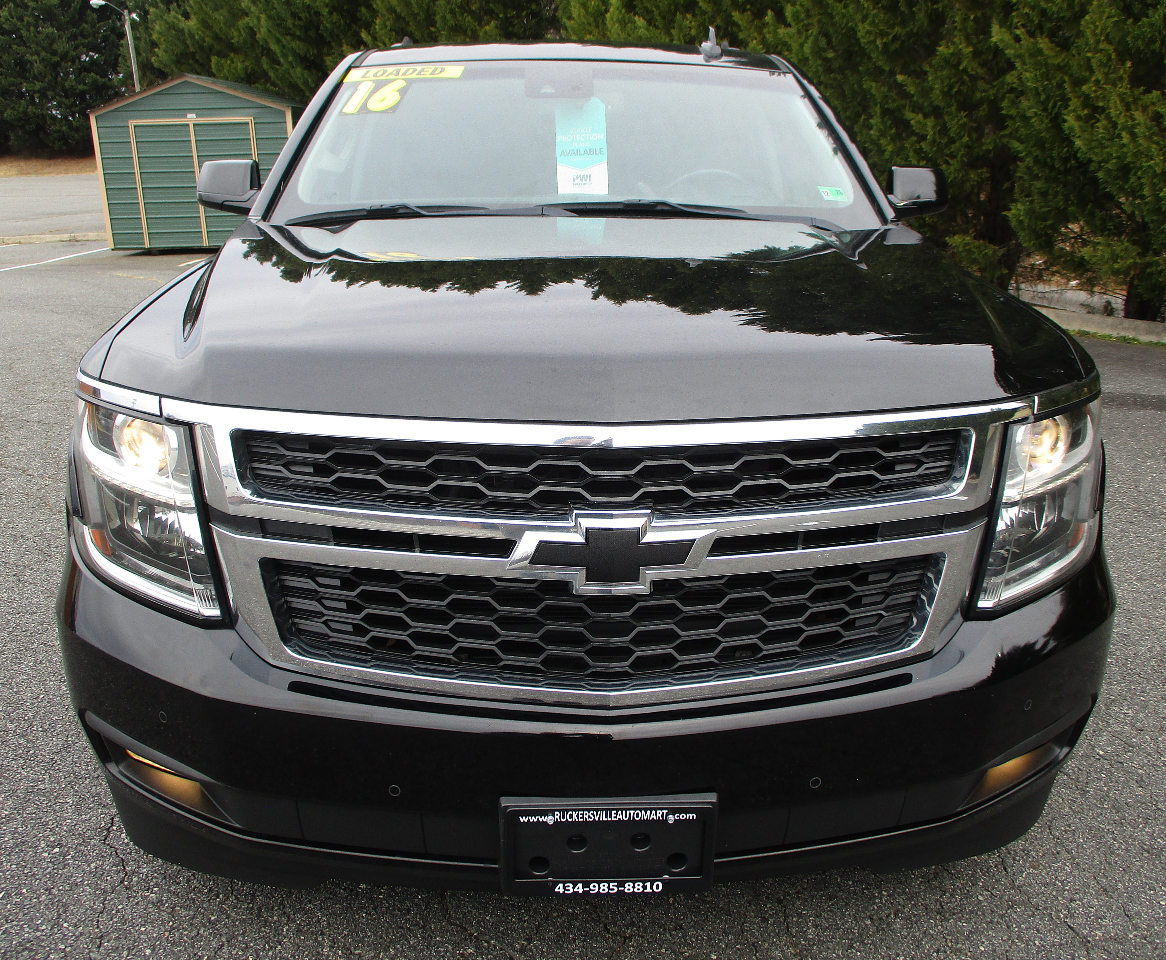 Chevrolet Suburban LT 4WD 2016