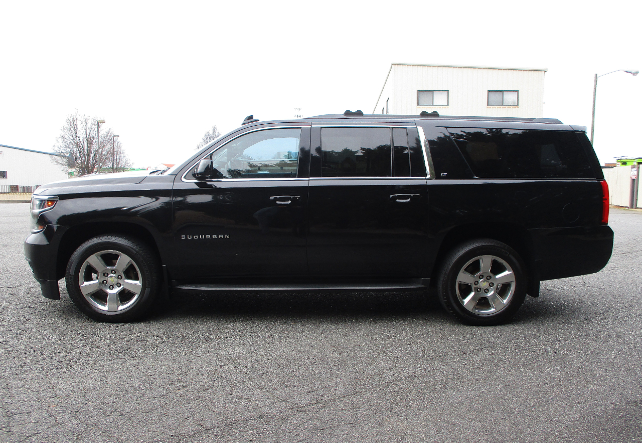Chevrolet Suburban LT 4WD 2016