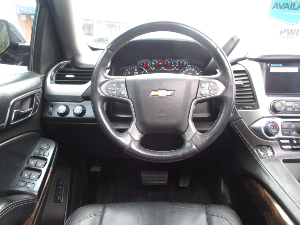 Chevrolet Suburban LT 4WD 2016